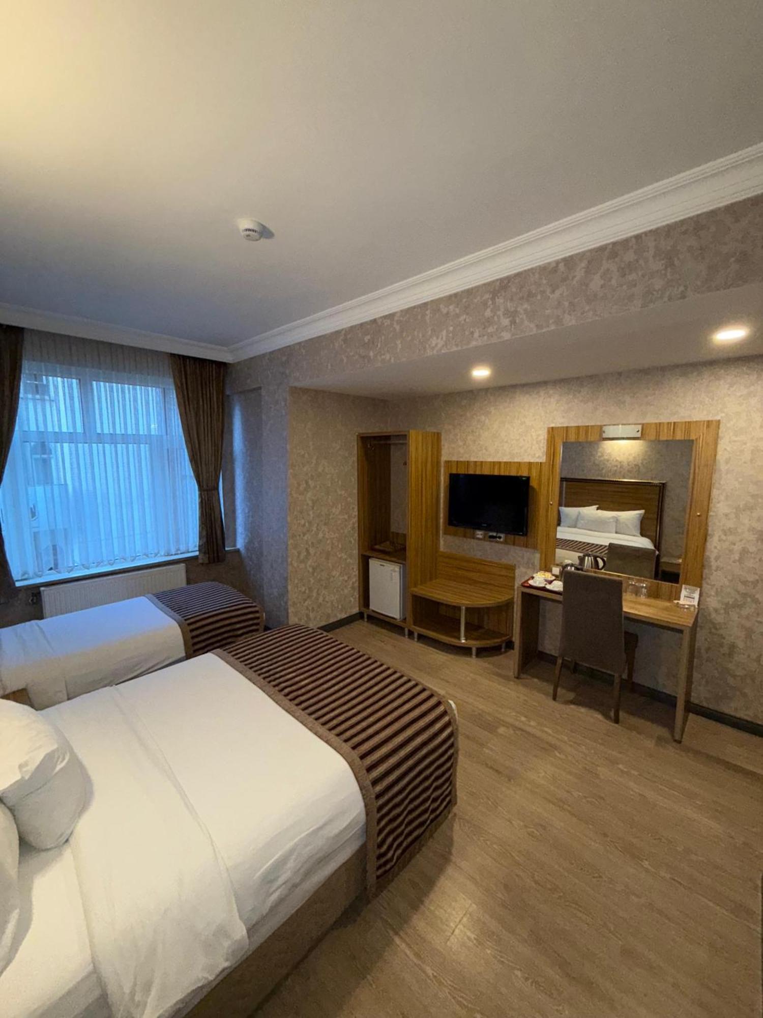 Buyuk Hotel ไคเซรึ ภายนอก รูปภาพ