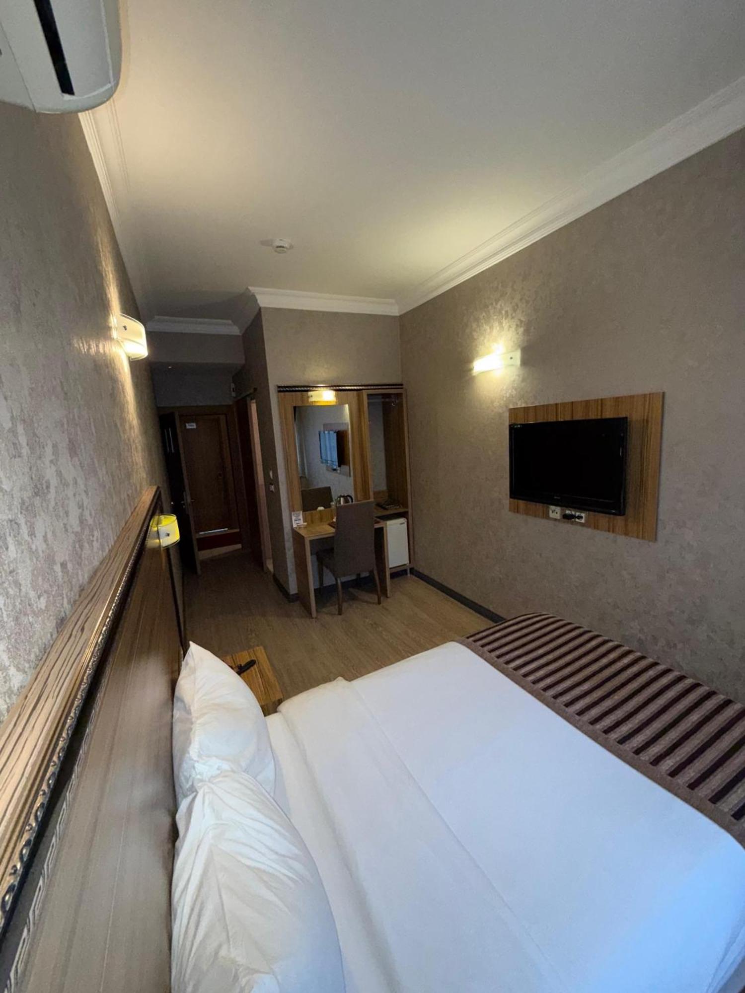 Buyuk Hotel ไคเซรึ ภายนอก รูปภาพ