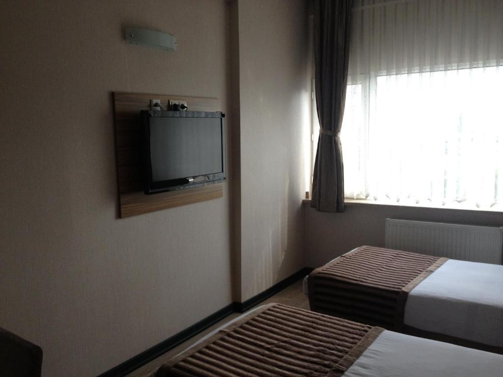 Buyuk Hotel ไคเซรึ ห้อง รูปภาพ